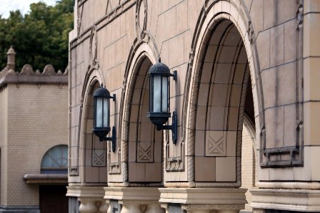 正面玄関車寄せ